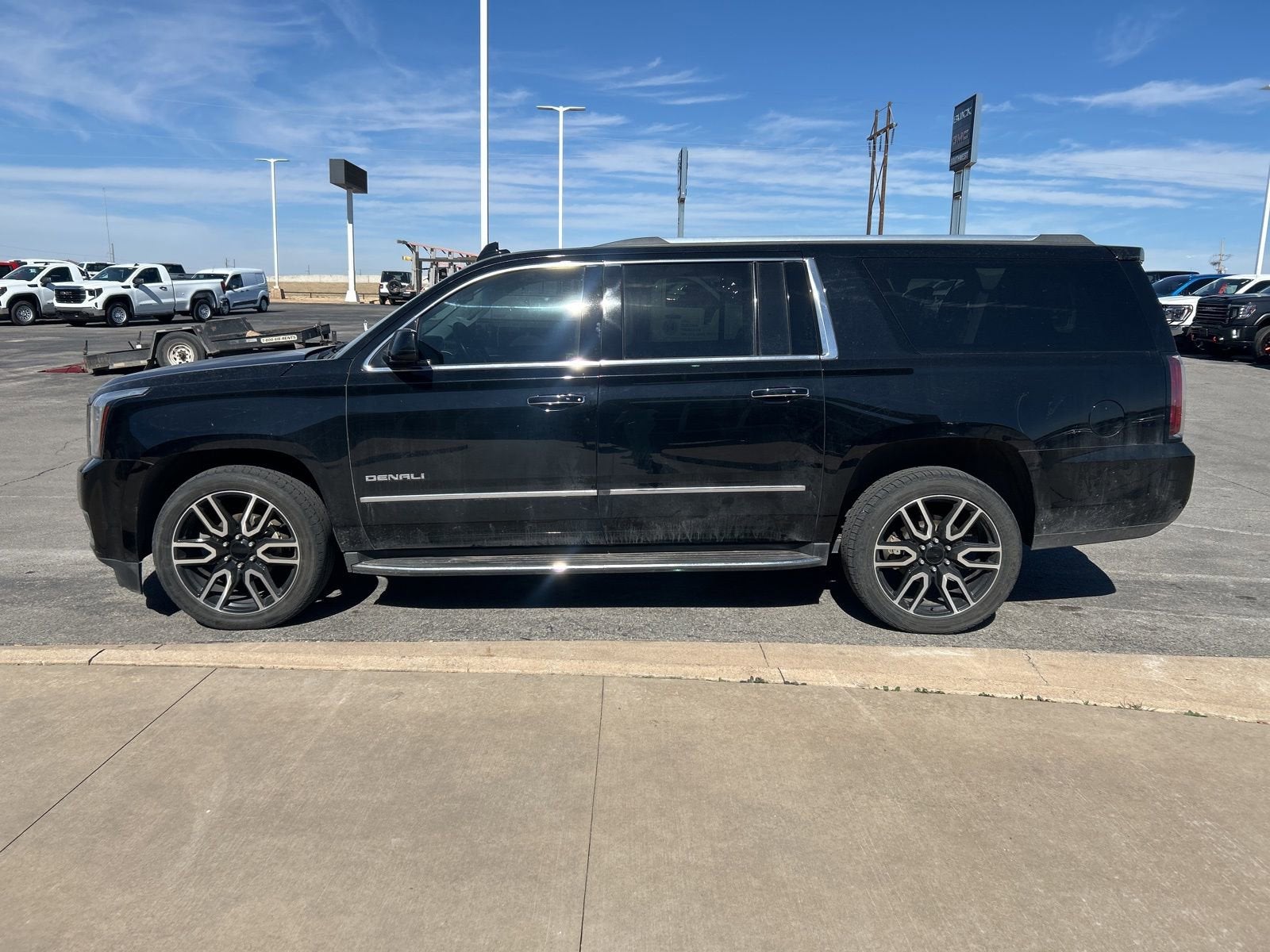 2017 GMC Yukon XL Denali