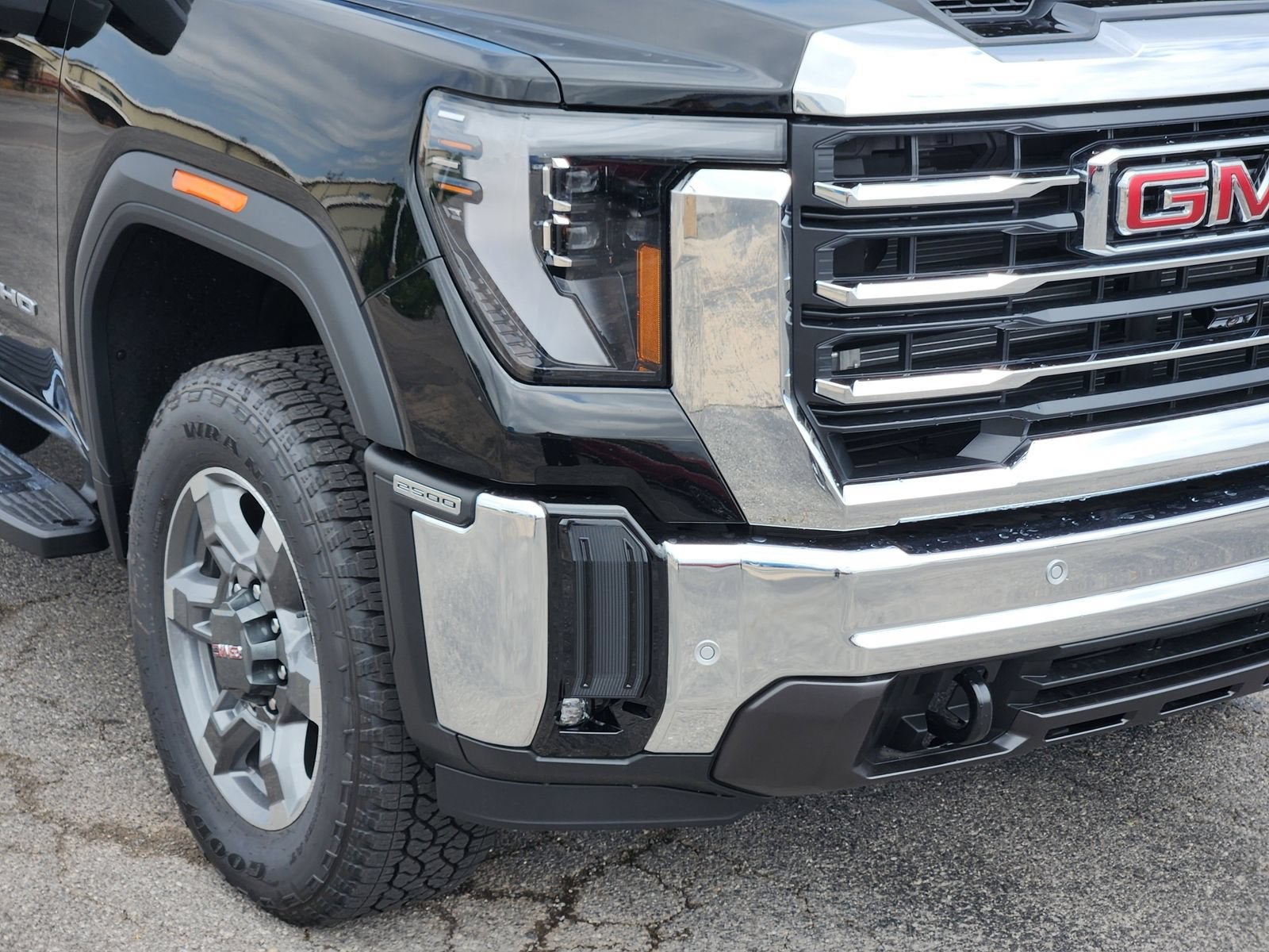 2026 GMC Sierra 2500 HD SLT