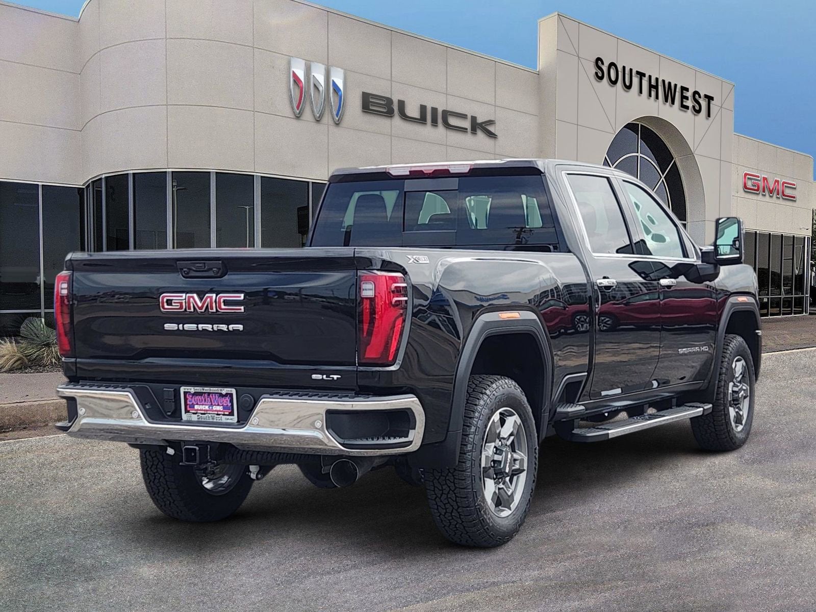 2026 GMC Sierra 2500 HD SLT