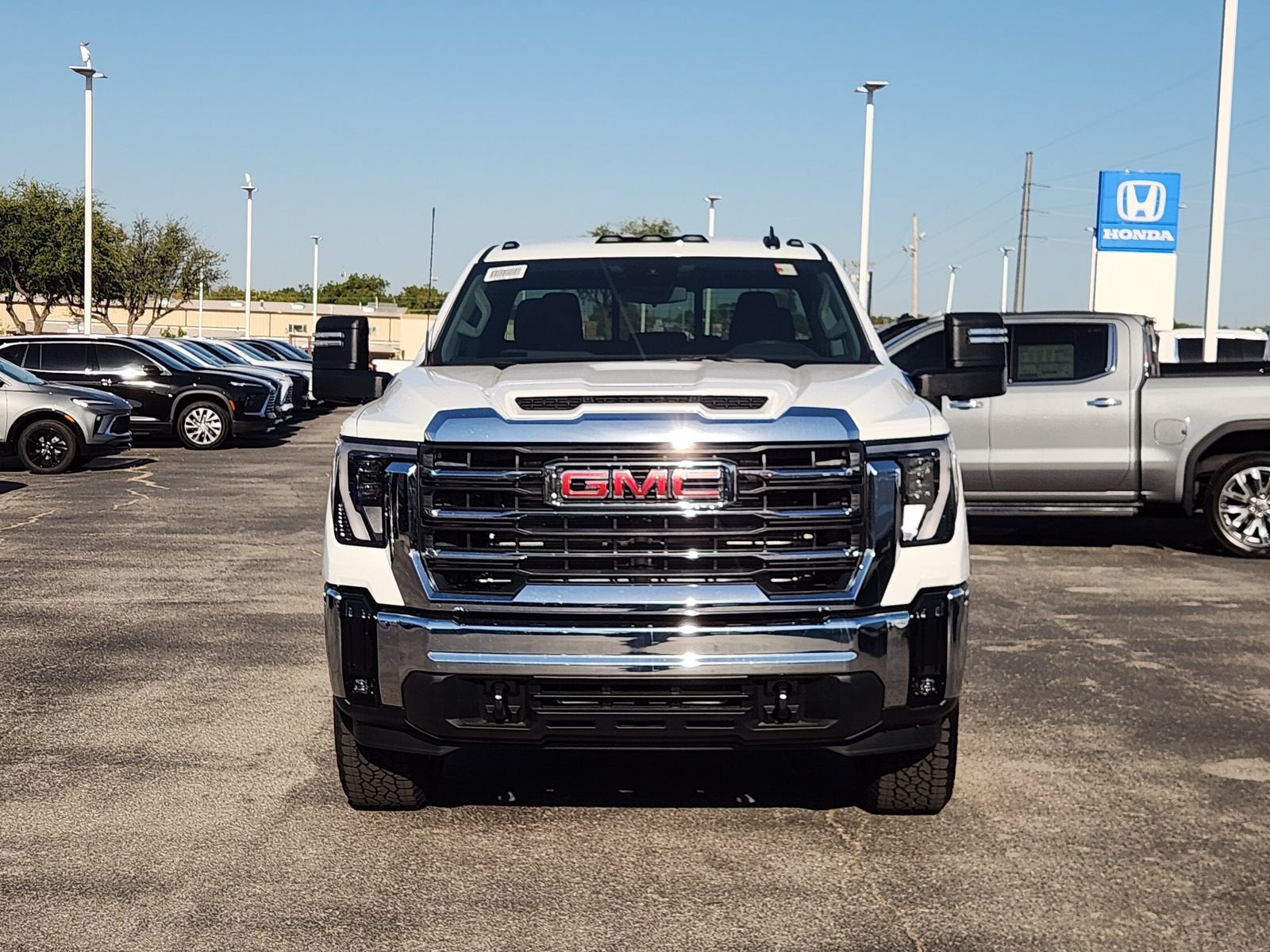 2026 GMC Sierra 2500 HD SLE