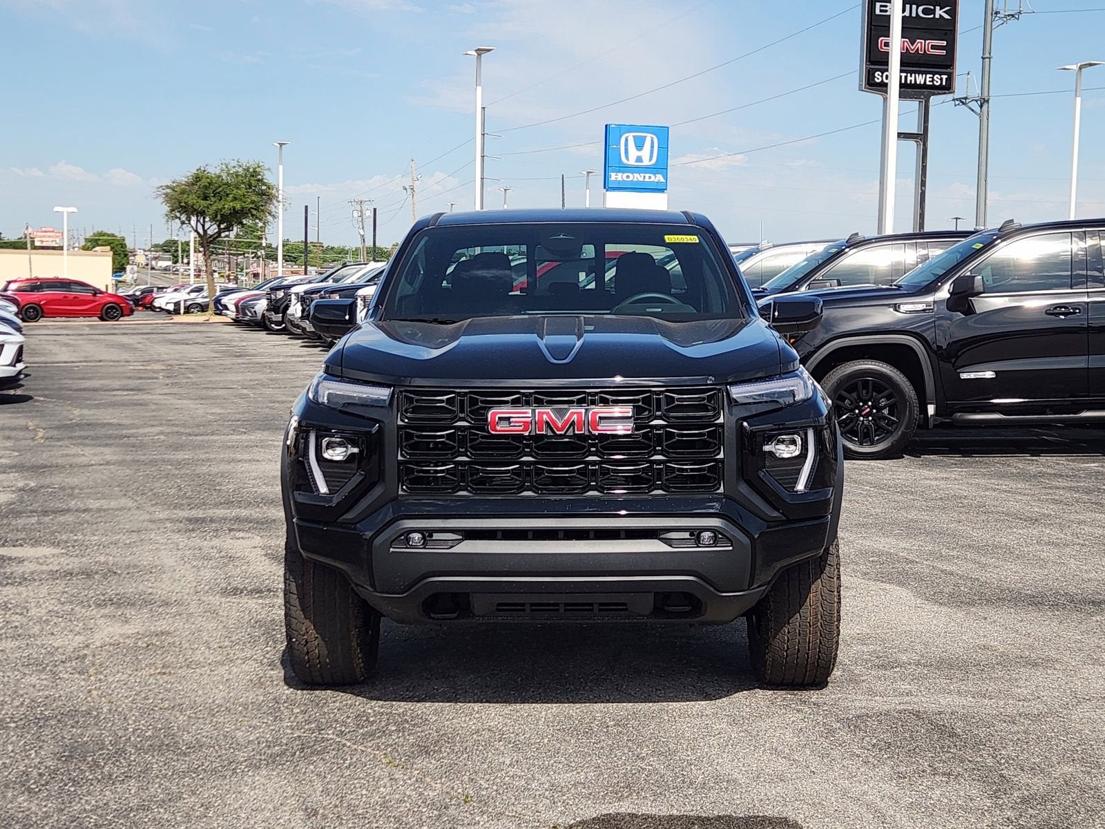 2026 GMC Canyon Elevation