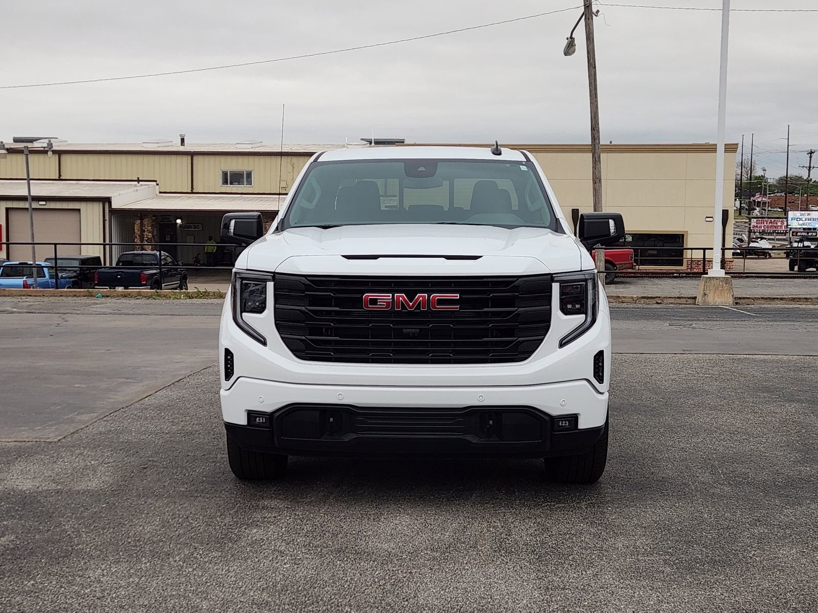 2025 GMC Sierra 1500 Elevation