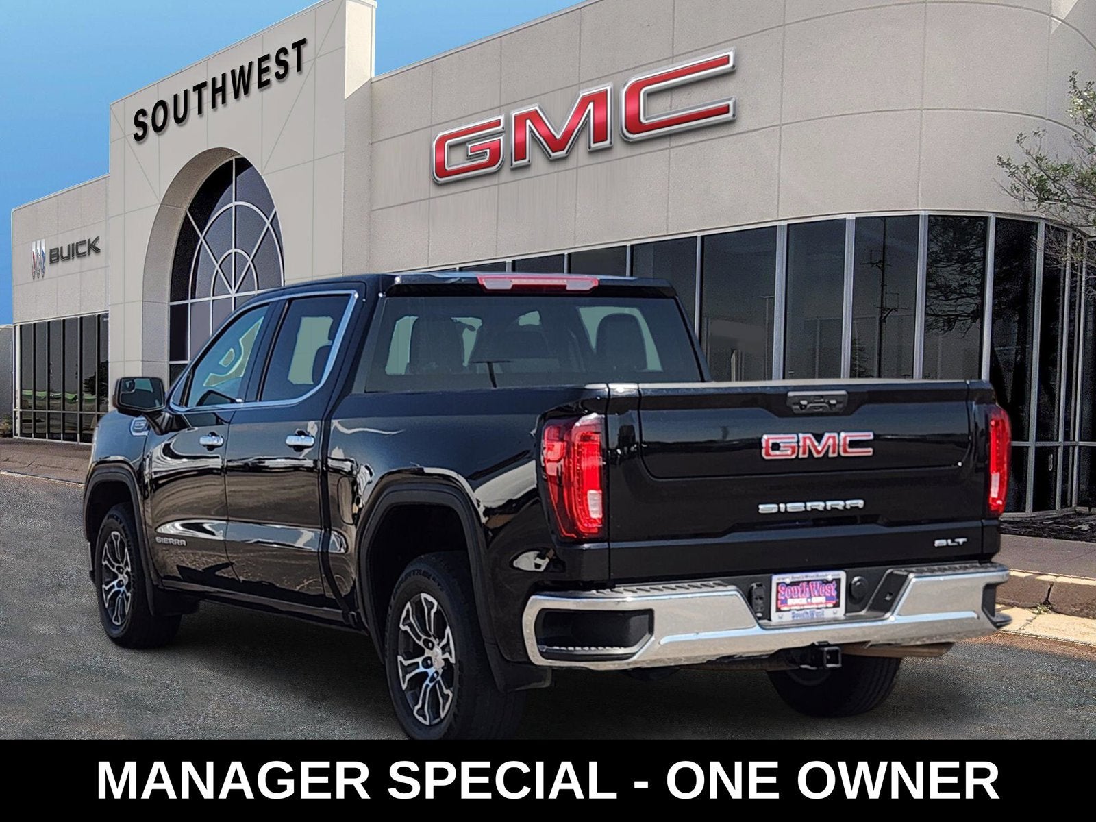 2025 GMC Sierra 1500 SLT