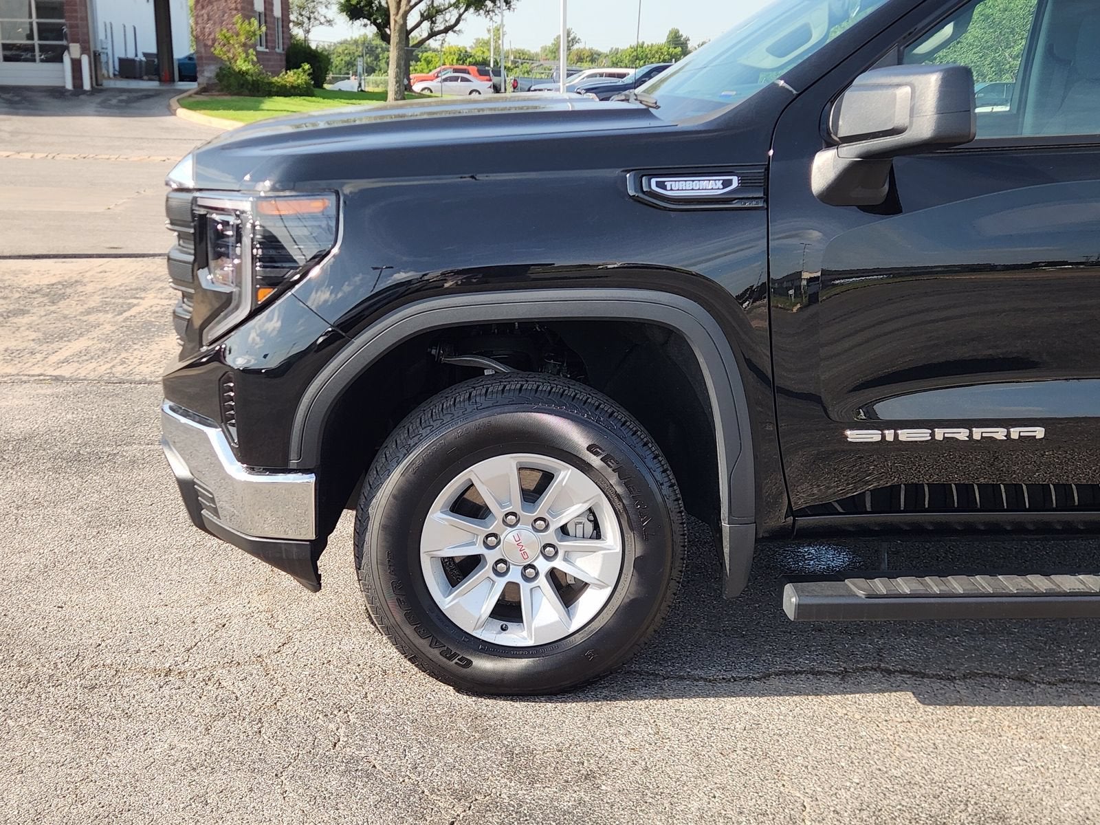 2025 GMC Sierra 1500 Pro