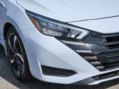 2023 Nissan Versa SR