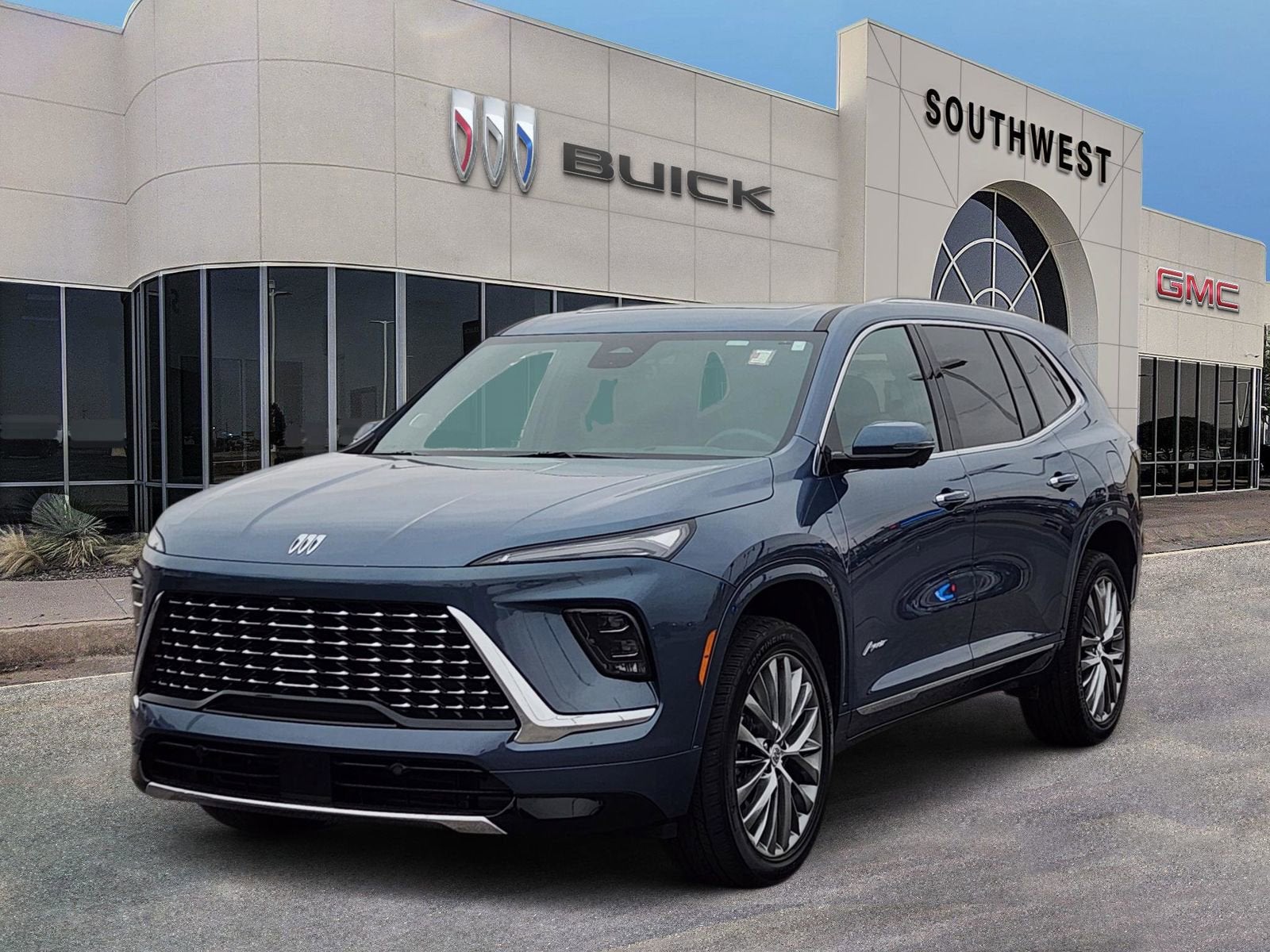 2025 Buick Enclave Avenir