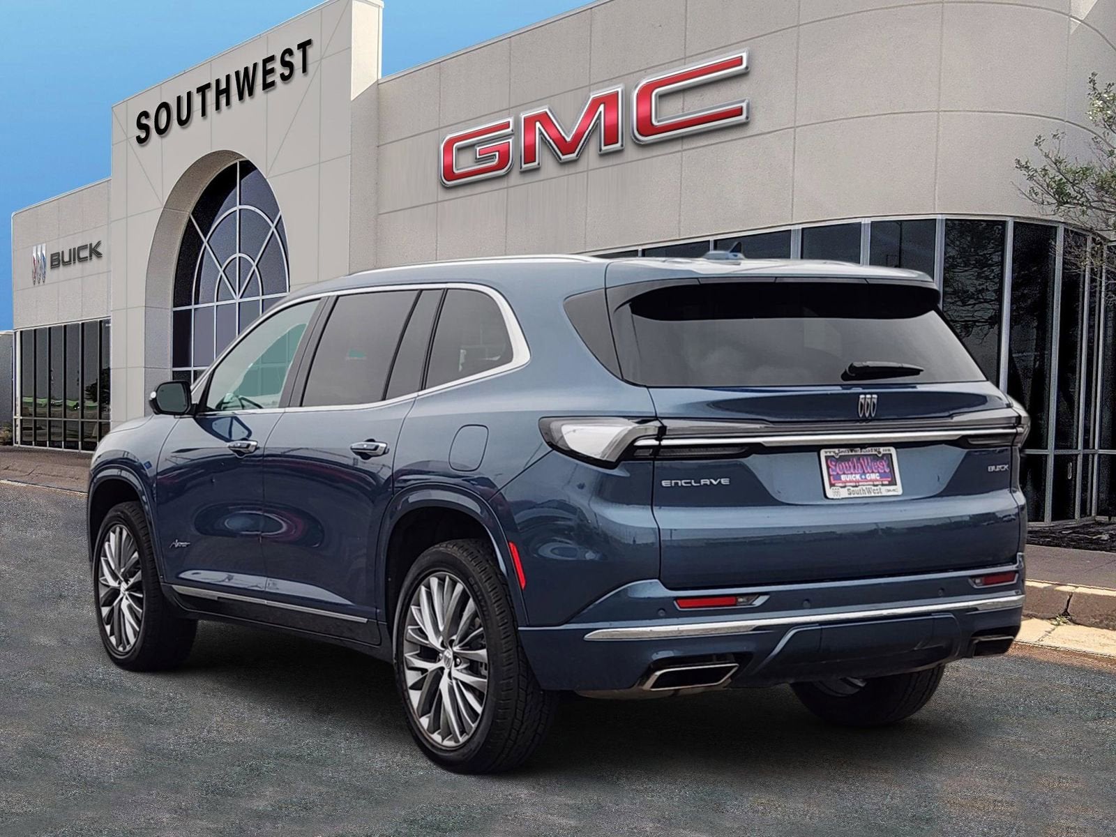 2025 Buick Enclave Avenir