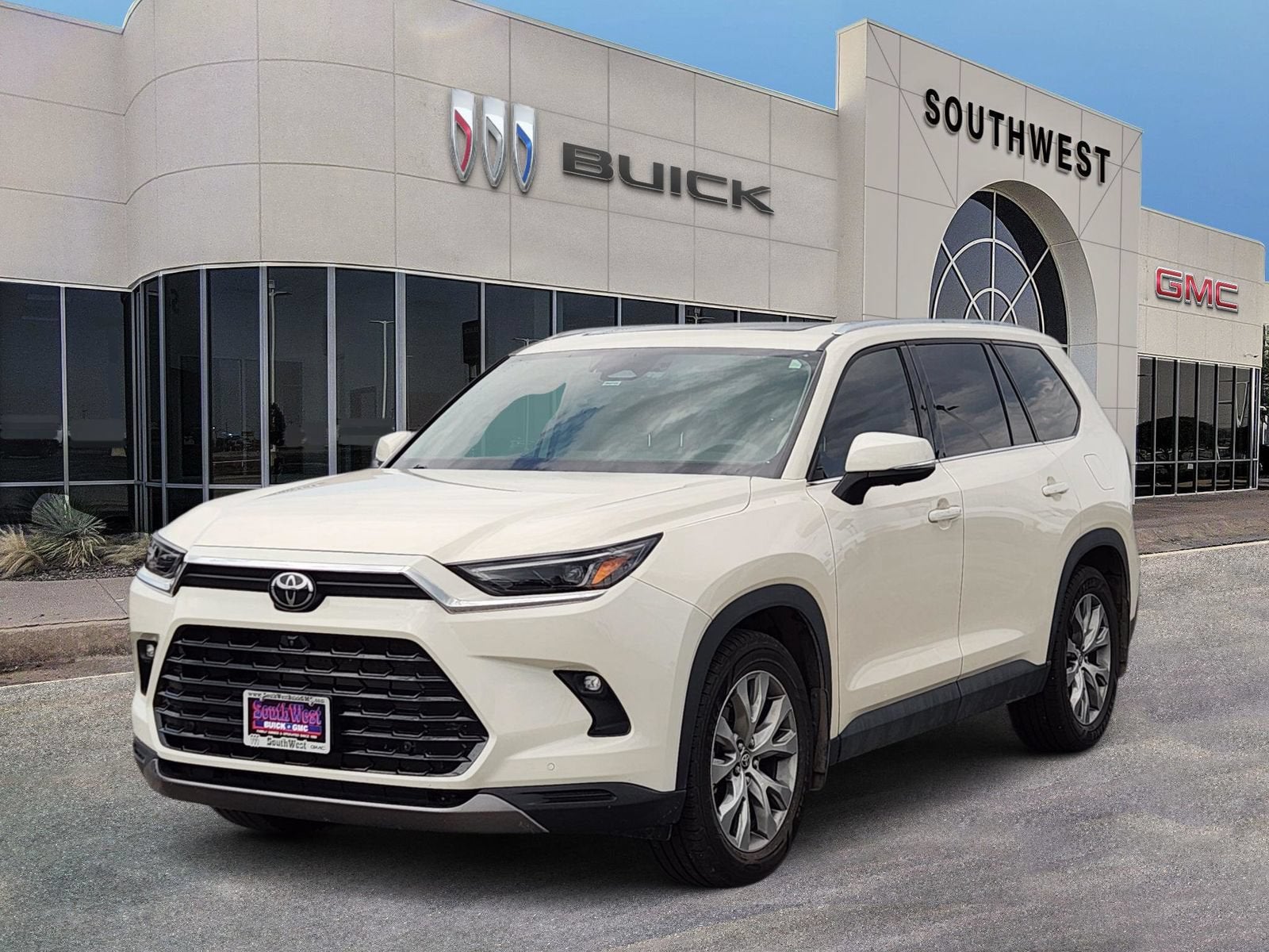 2024 Toyota Grand Highlander XLE