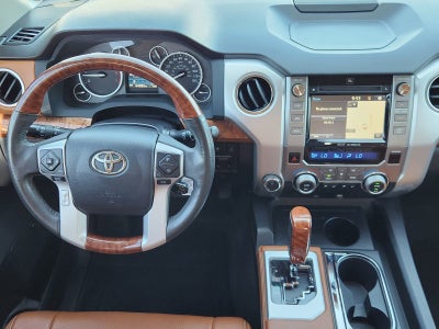 2017 Toyota Tundra 4WD Platinum