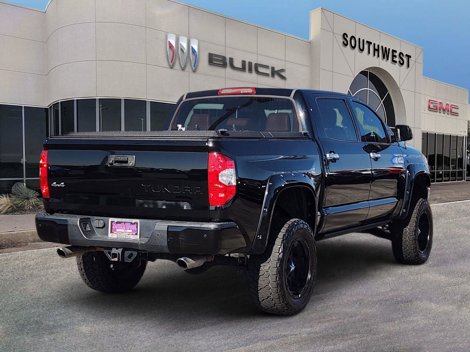 2017 Toyota Tundra 4WD Platinum