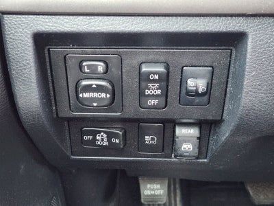 2018 Toyota Tundra 4WD SR5