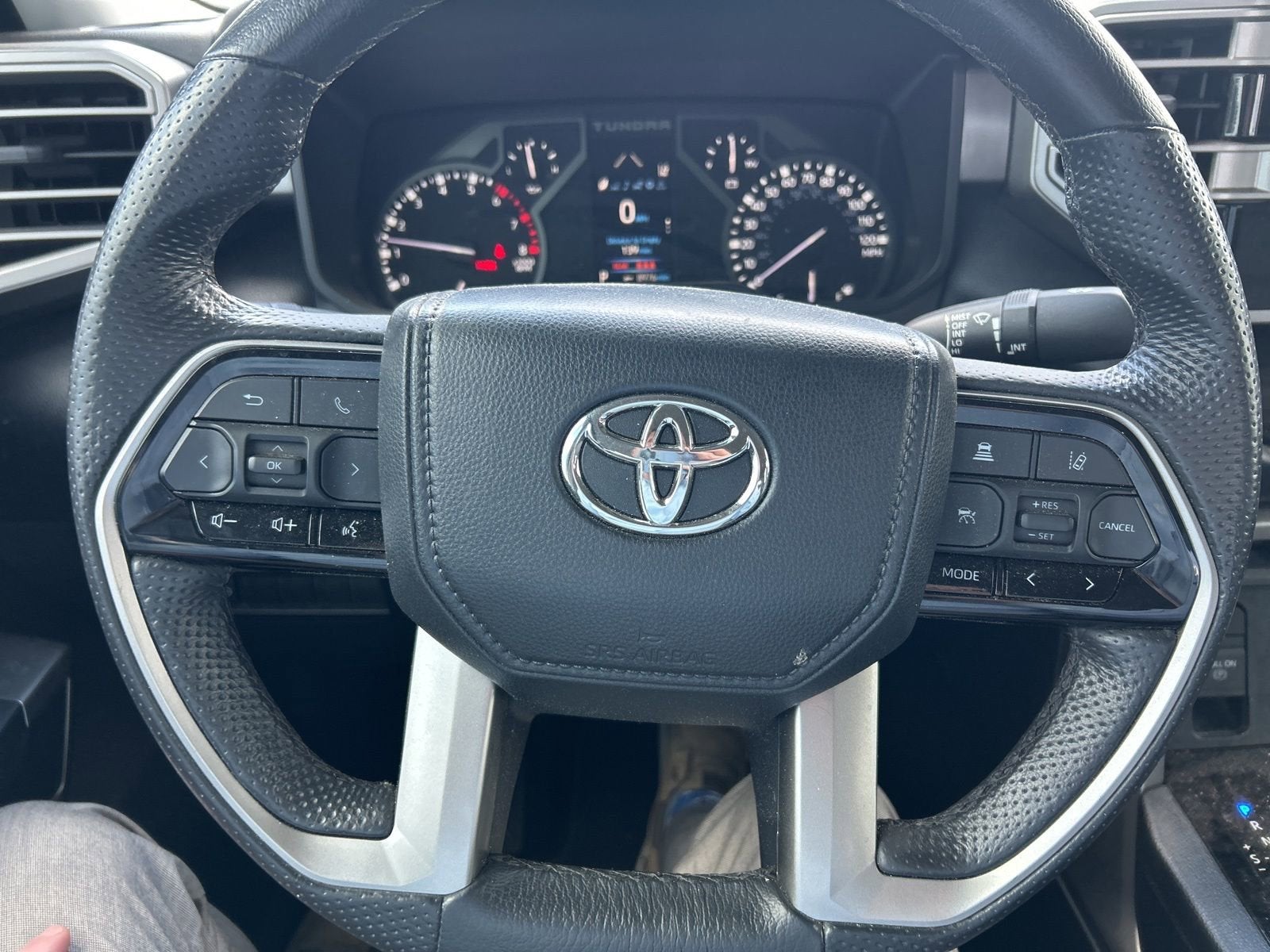2024 Toyota Tundra 4WD SR5