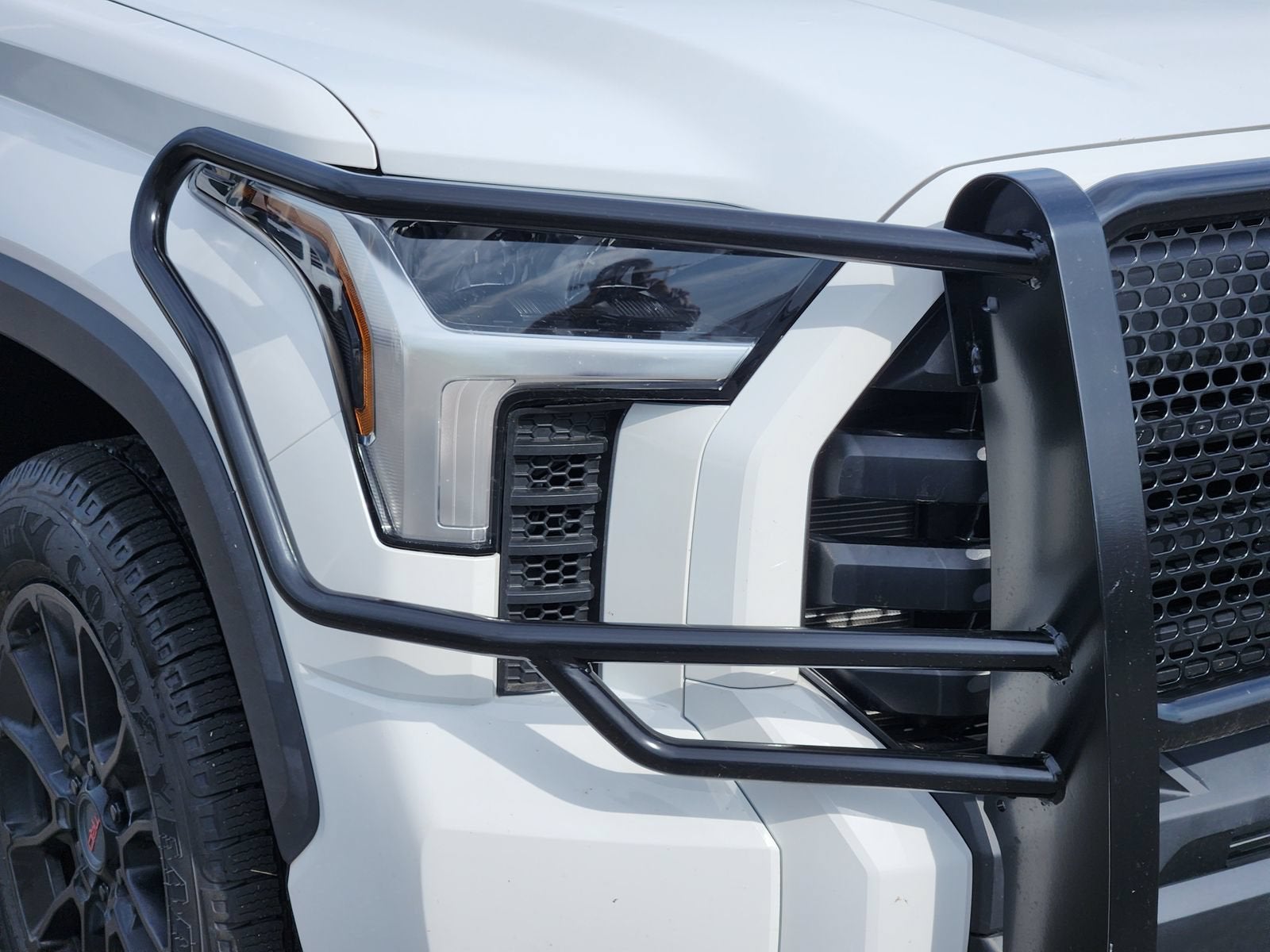 2023 Toyota Tundra 4WD SR5