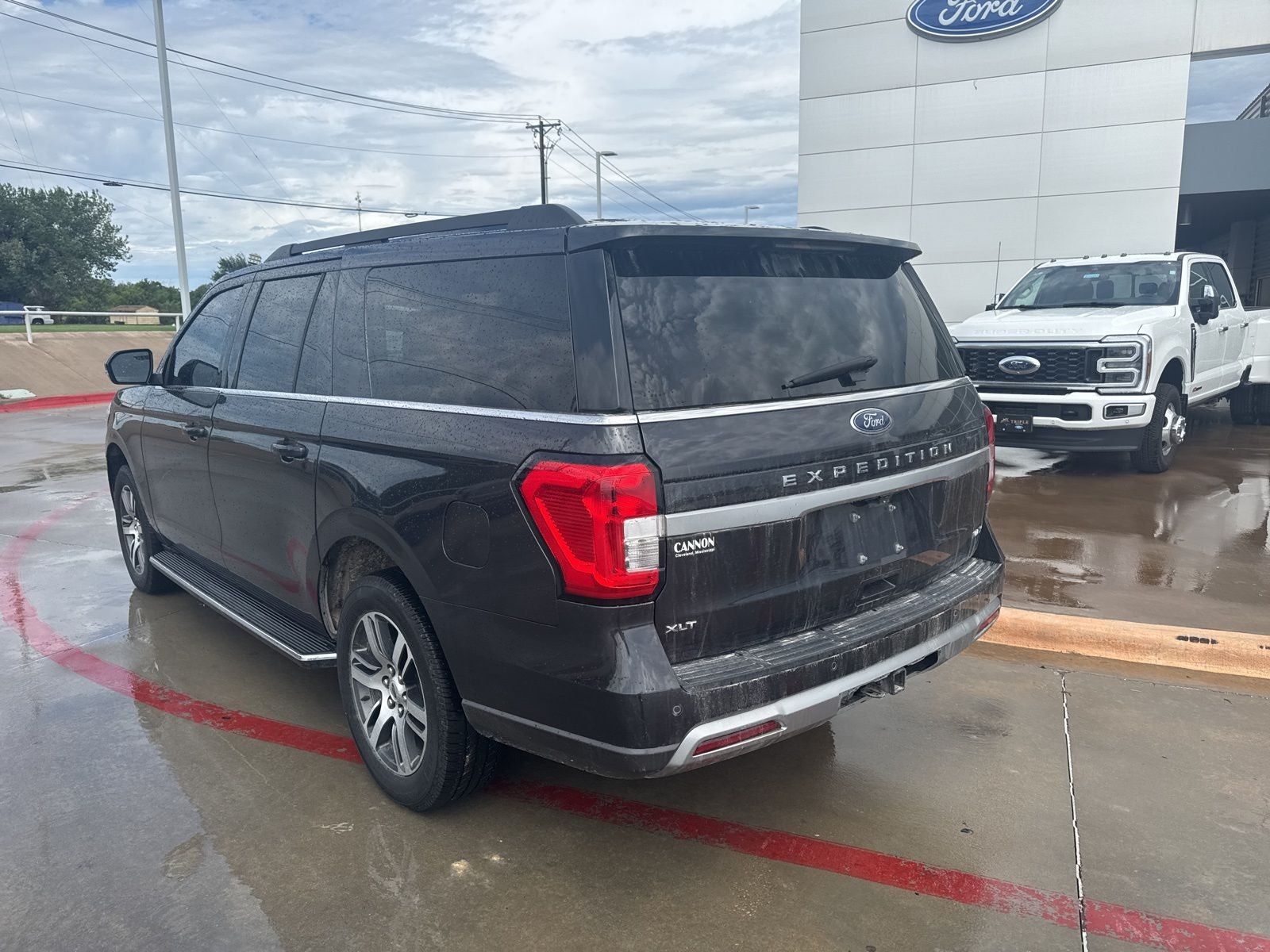 2022 Ford Expedition Max XLT