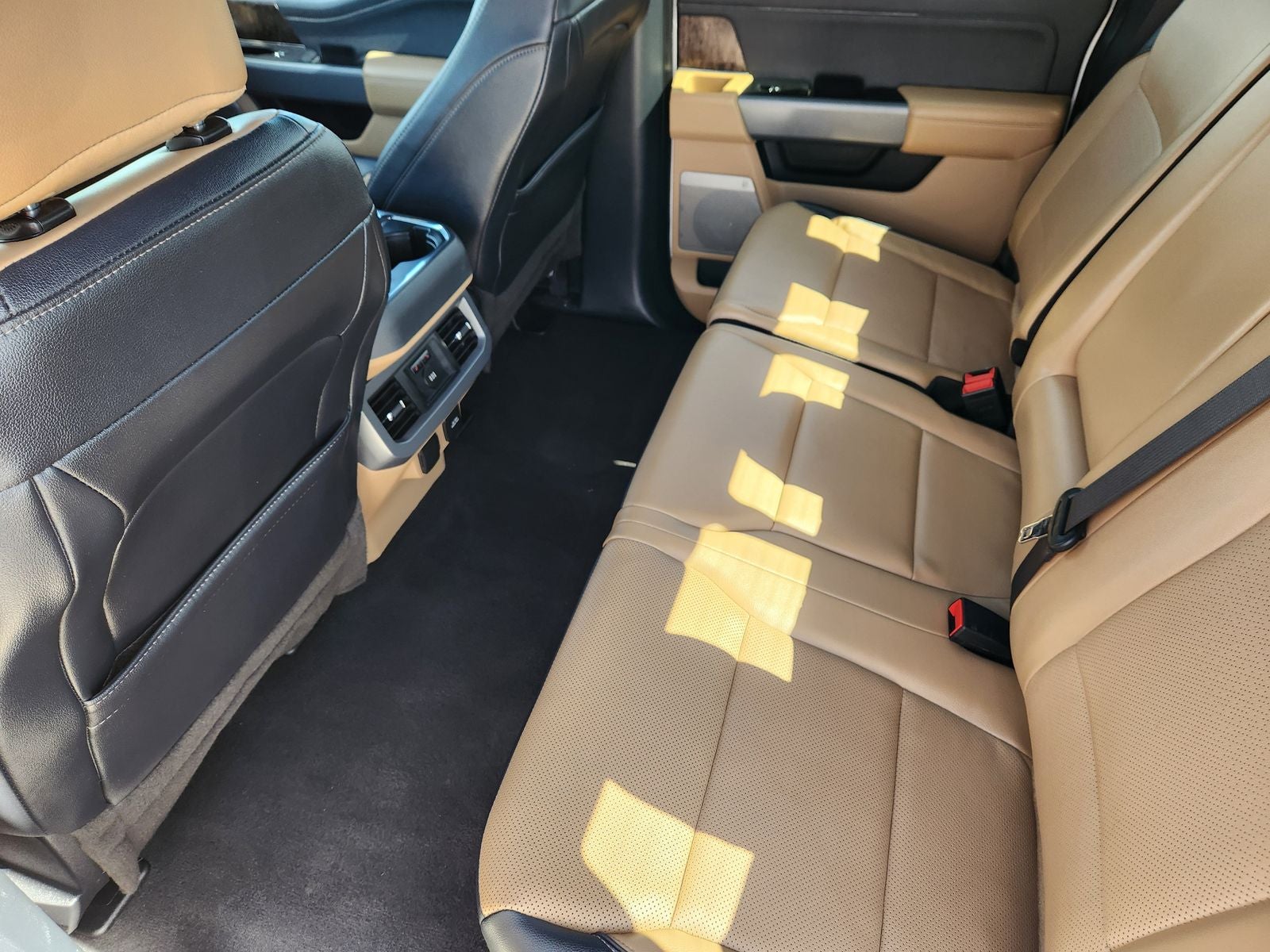 2023 Ford F-350SD Lariat DRW