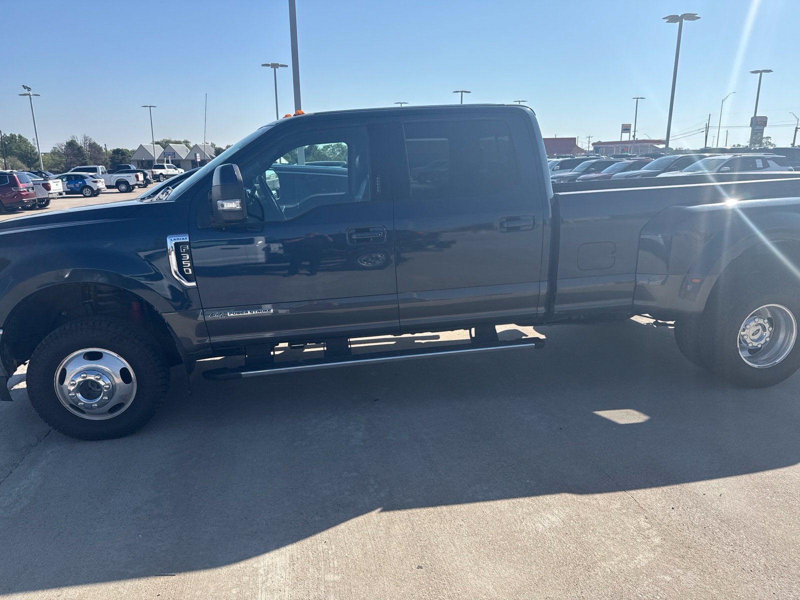 2017 Ford F-350SD Lariat DRW