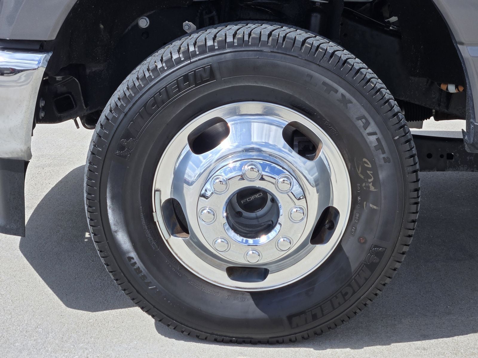 2025 Ford F-350SD XLT DRW