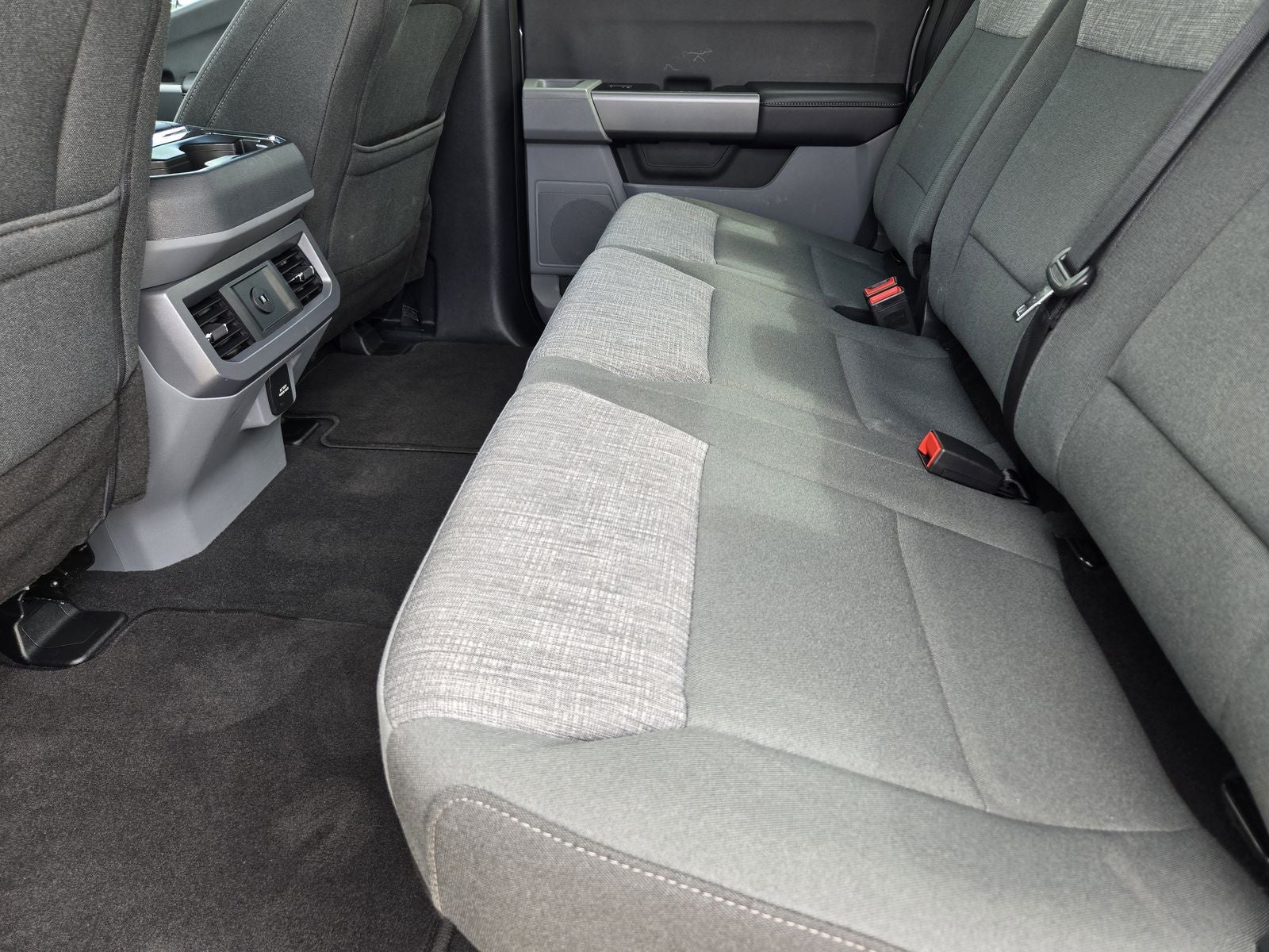 2025 Ford F-350SD XLT DRW