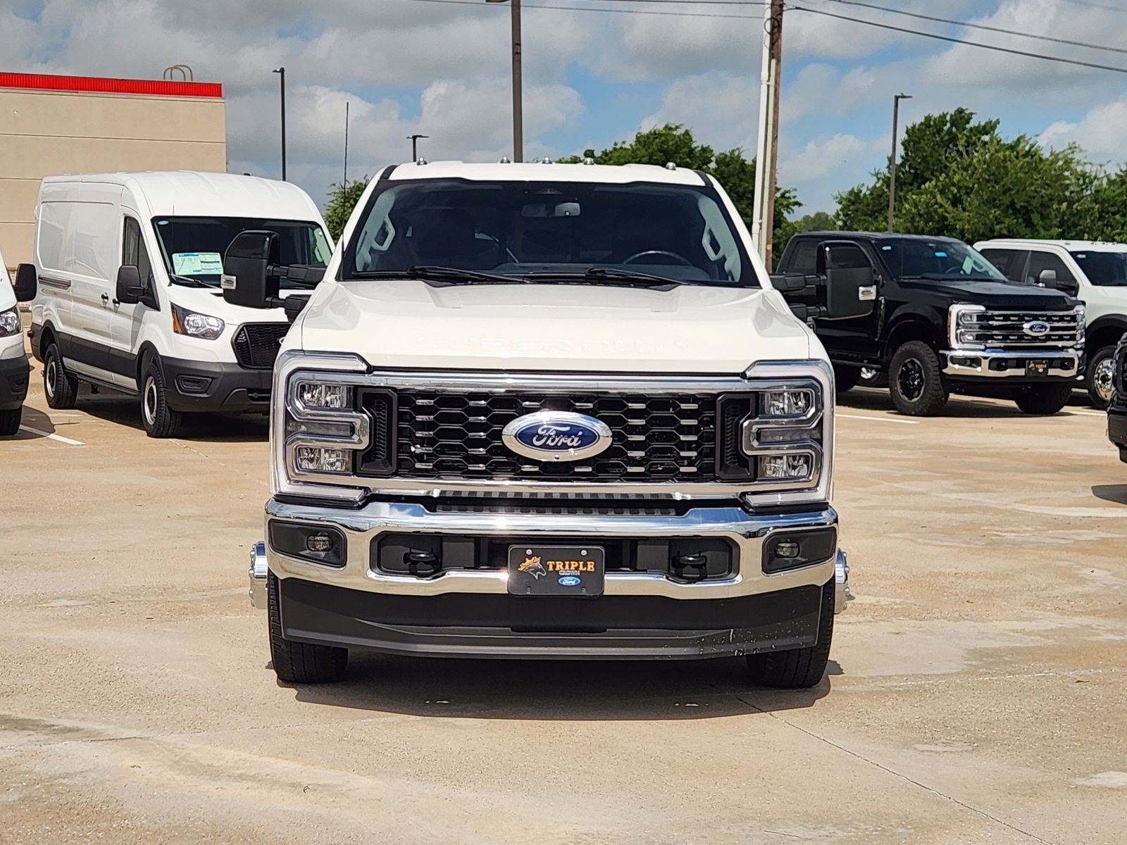 2024 Ford F-350SD Lariat DRW