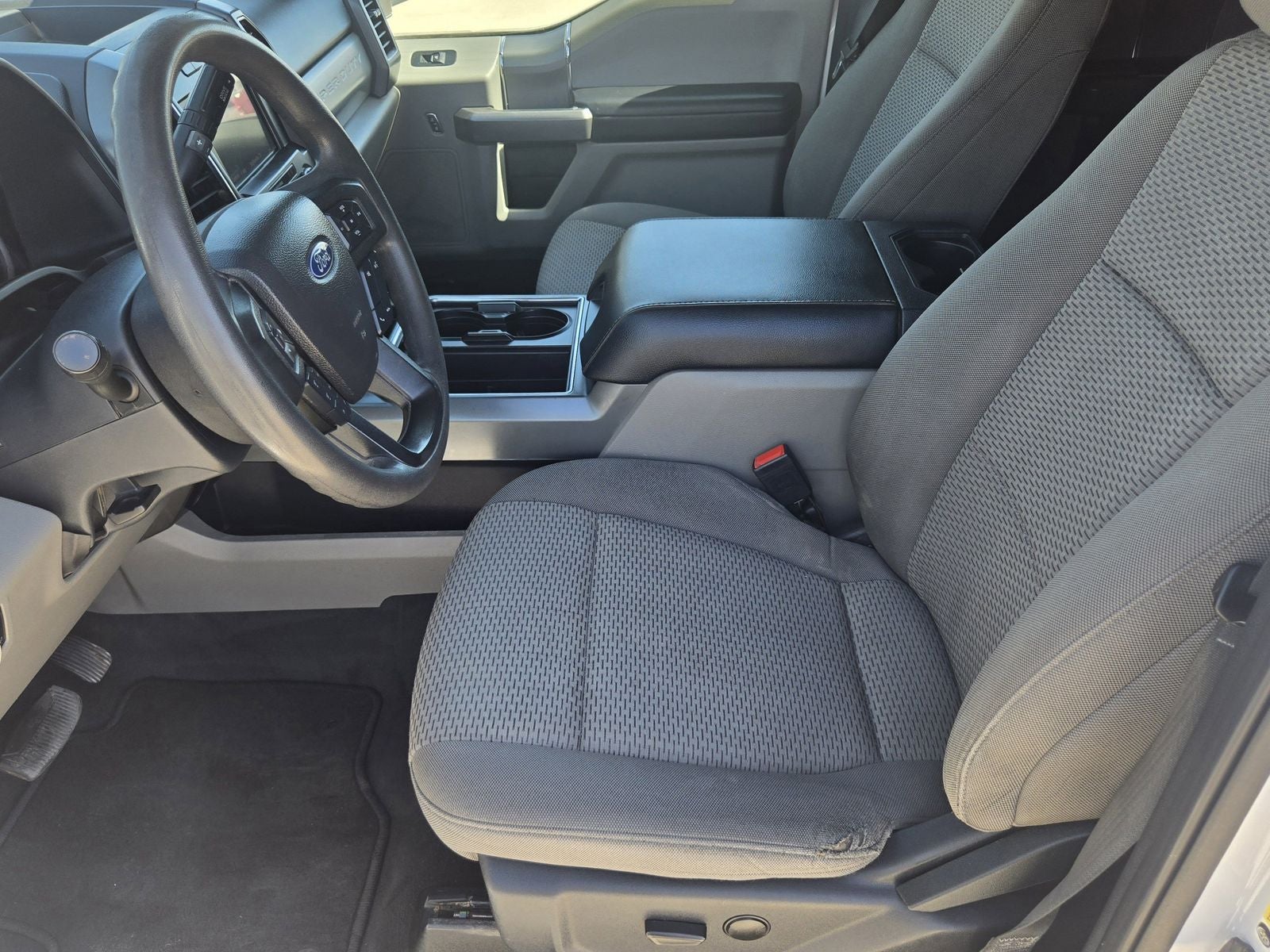 2022 Ford F-350SD XLT DRW