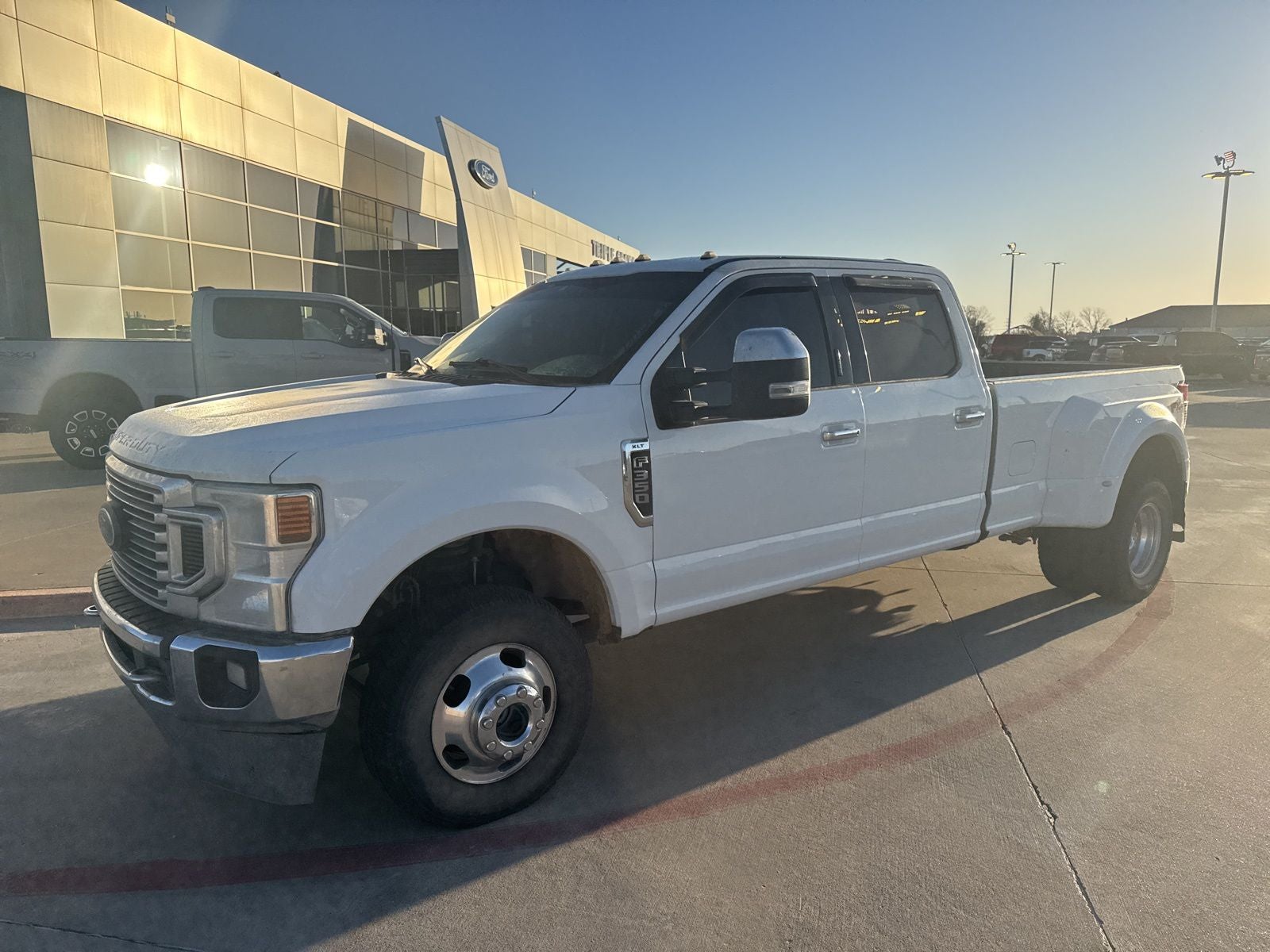 2022 Ford F-350SD XLT DRW