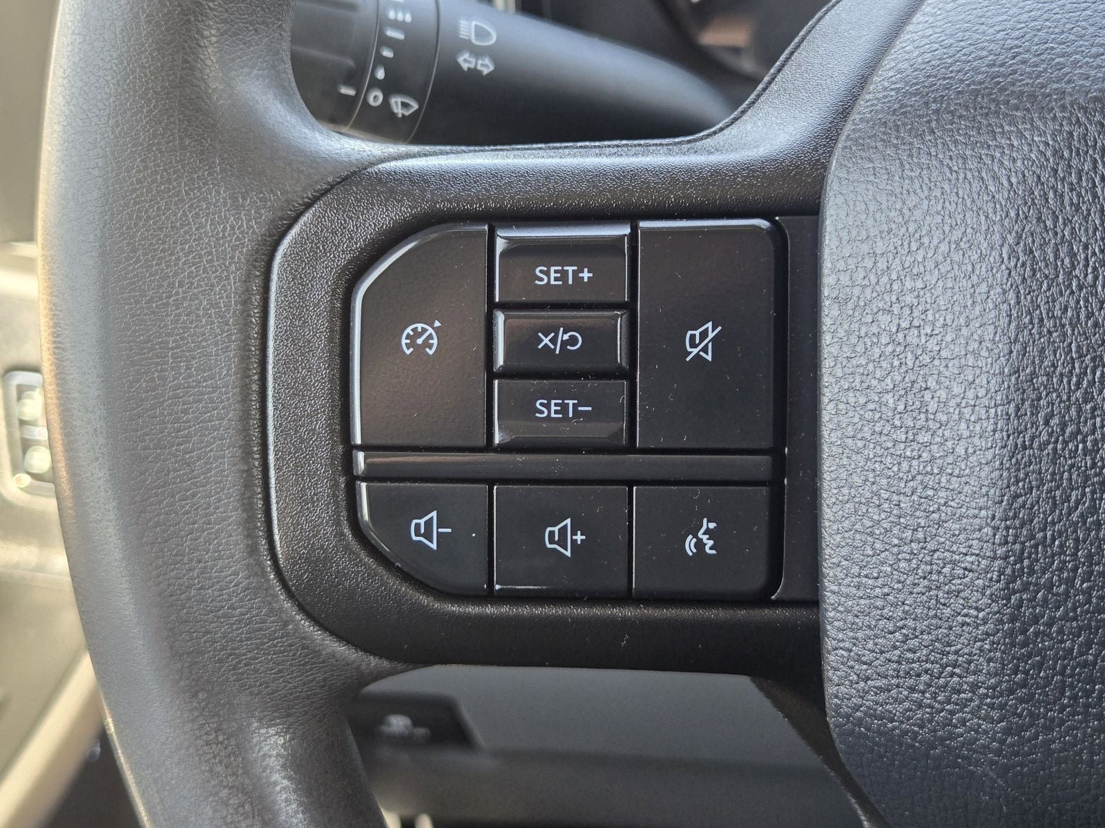 2025 Ford F-350SD XLT DRW