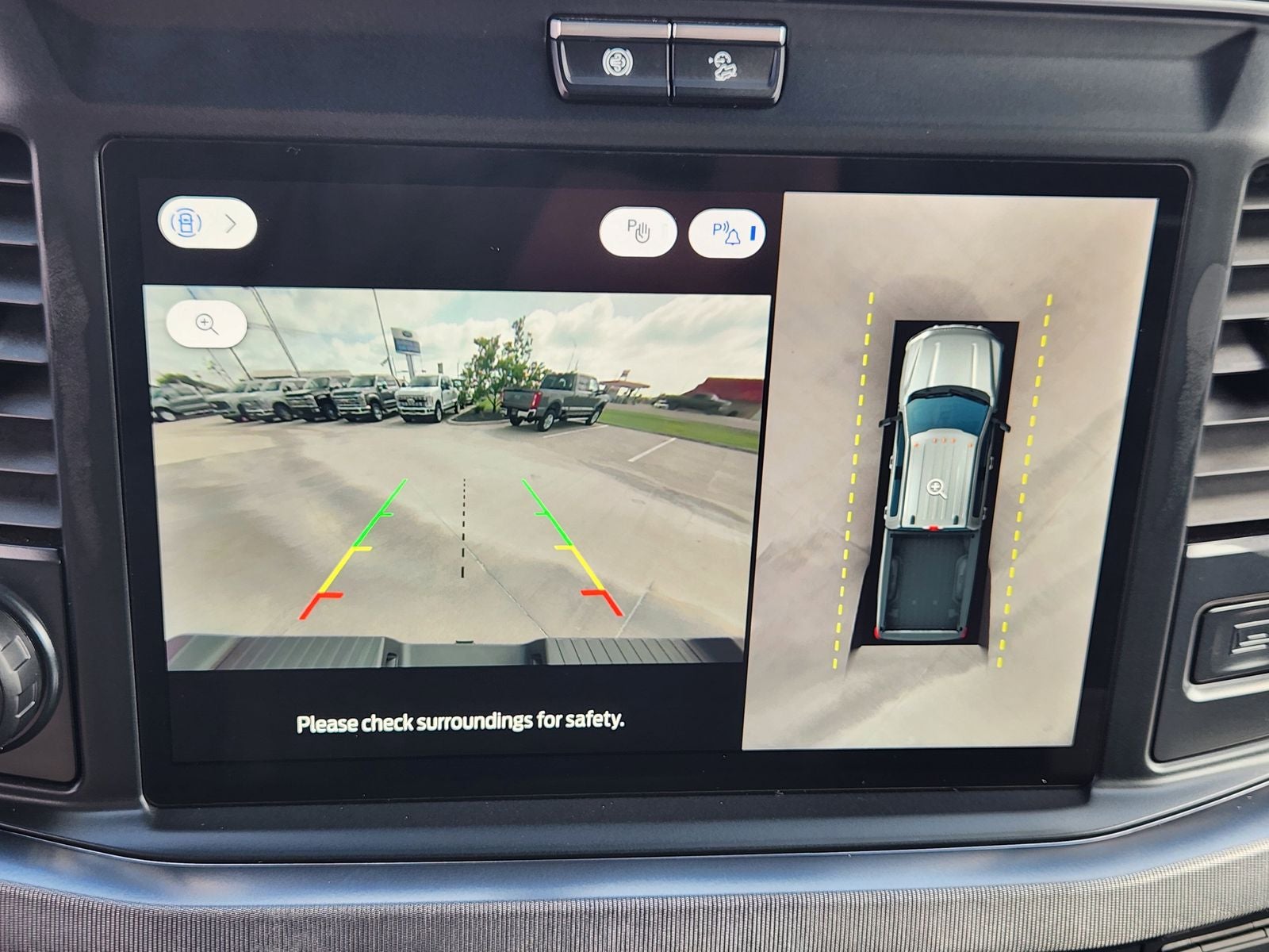 2025 Ford F-450SD Platinum DRW