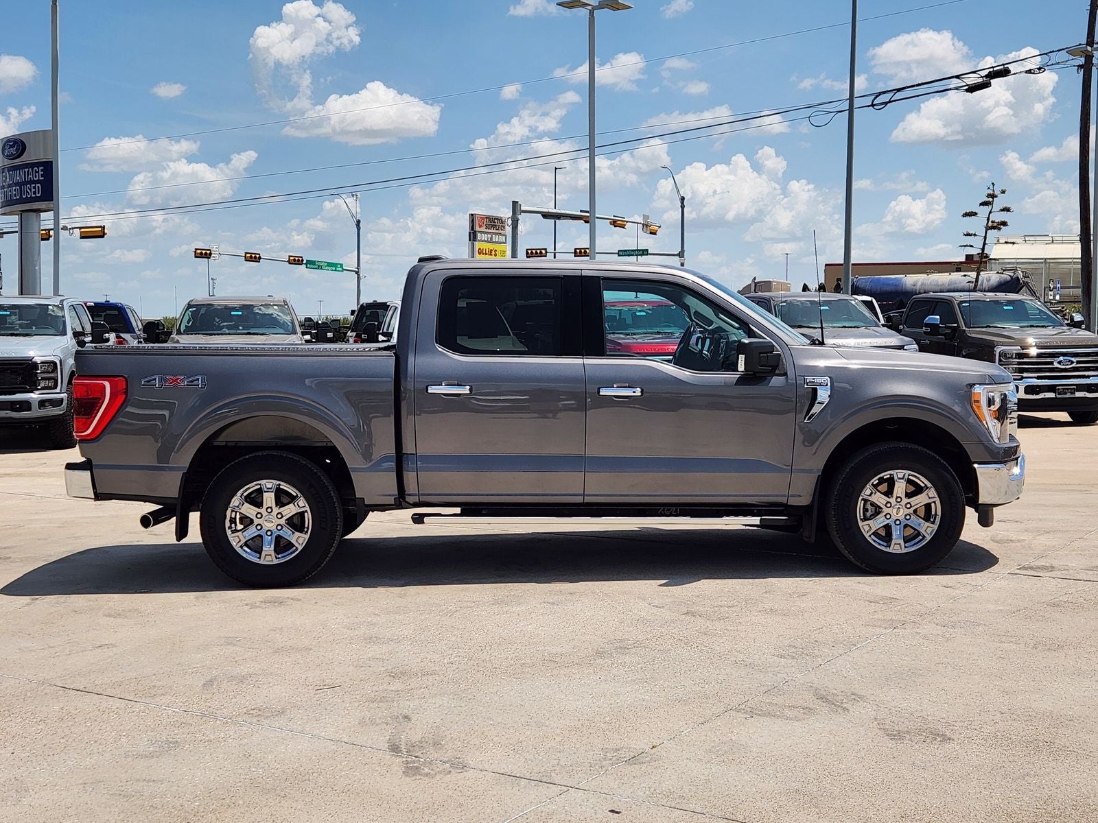 2022 Ford F-150 XLT