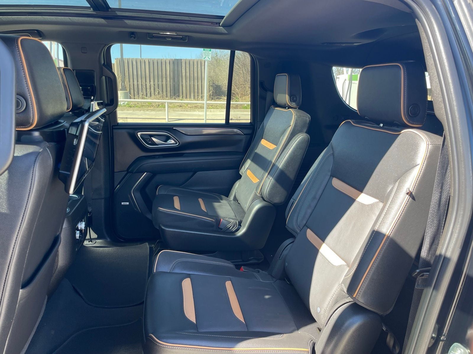 2023 GMC Yukon XL AT4