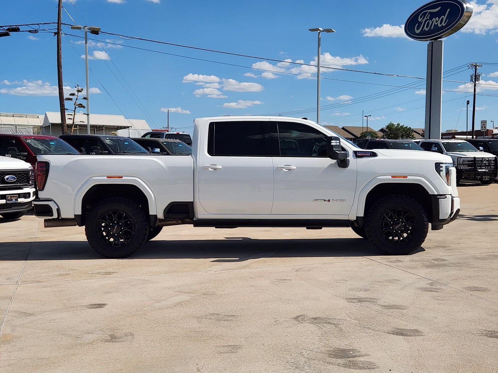 2024 GMC Sierra 2500HD AT4