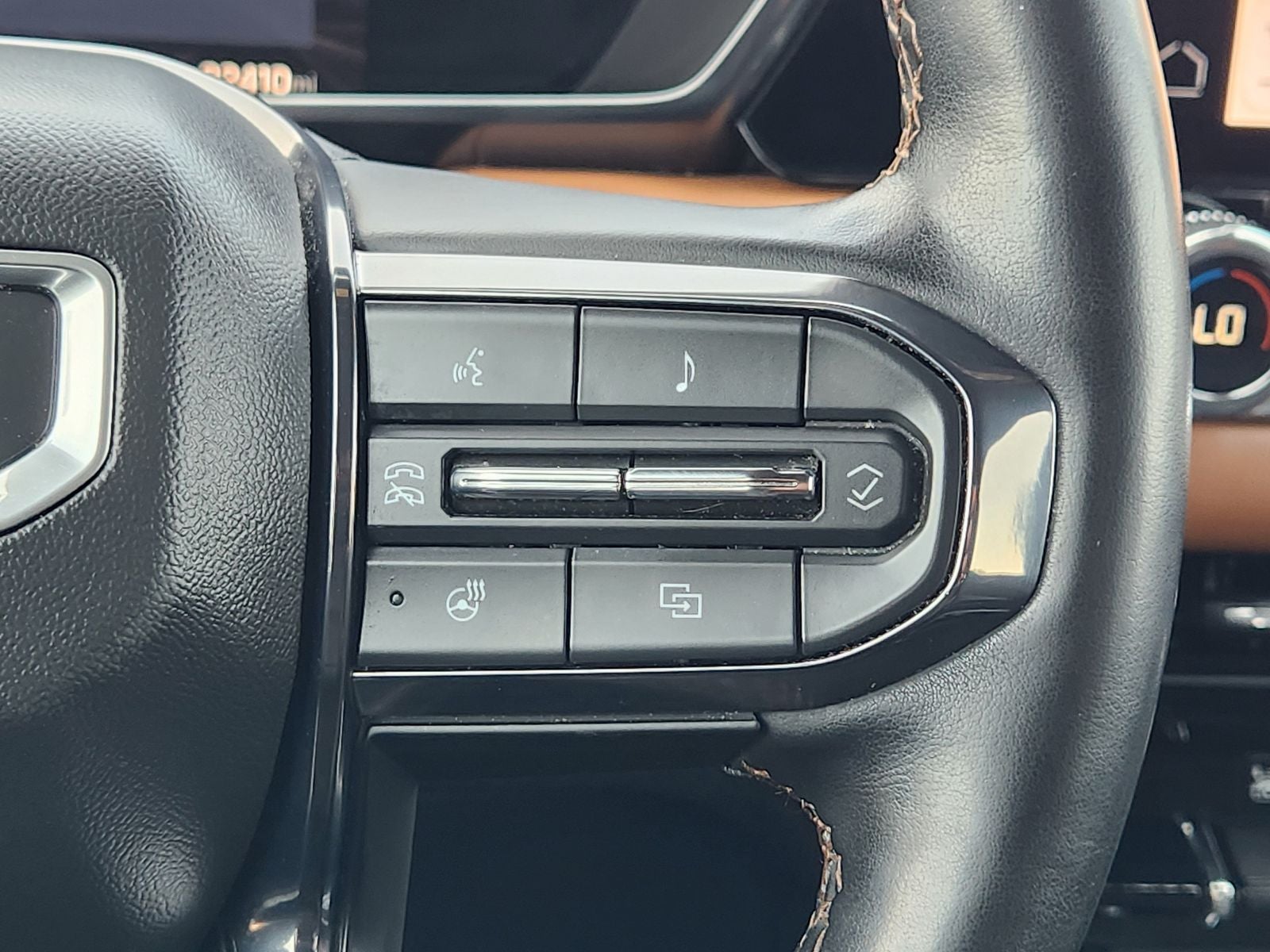 2023 GMC Canyon AT4