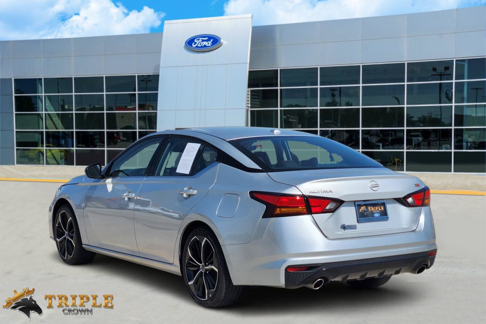 2023 Nissan Altima 2.5 SR