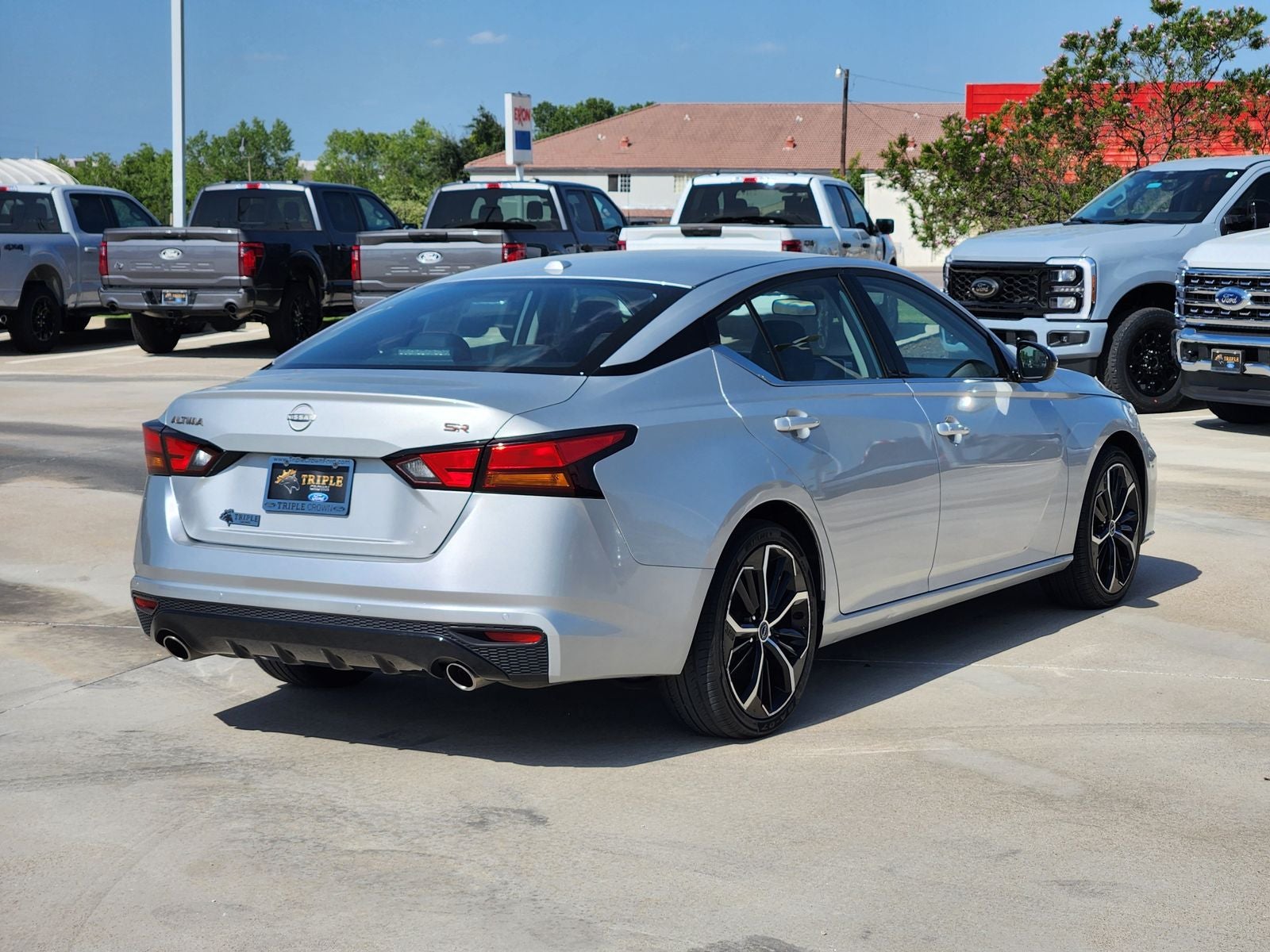 2023 Nissan Altima 2.5 SR