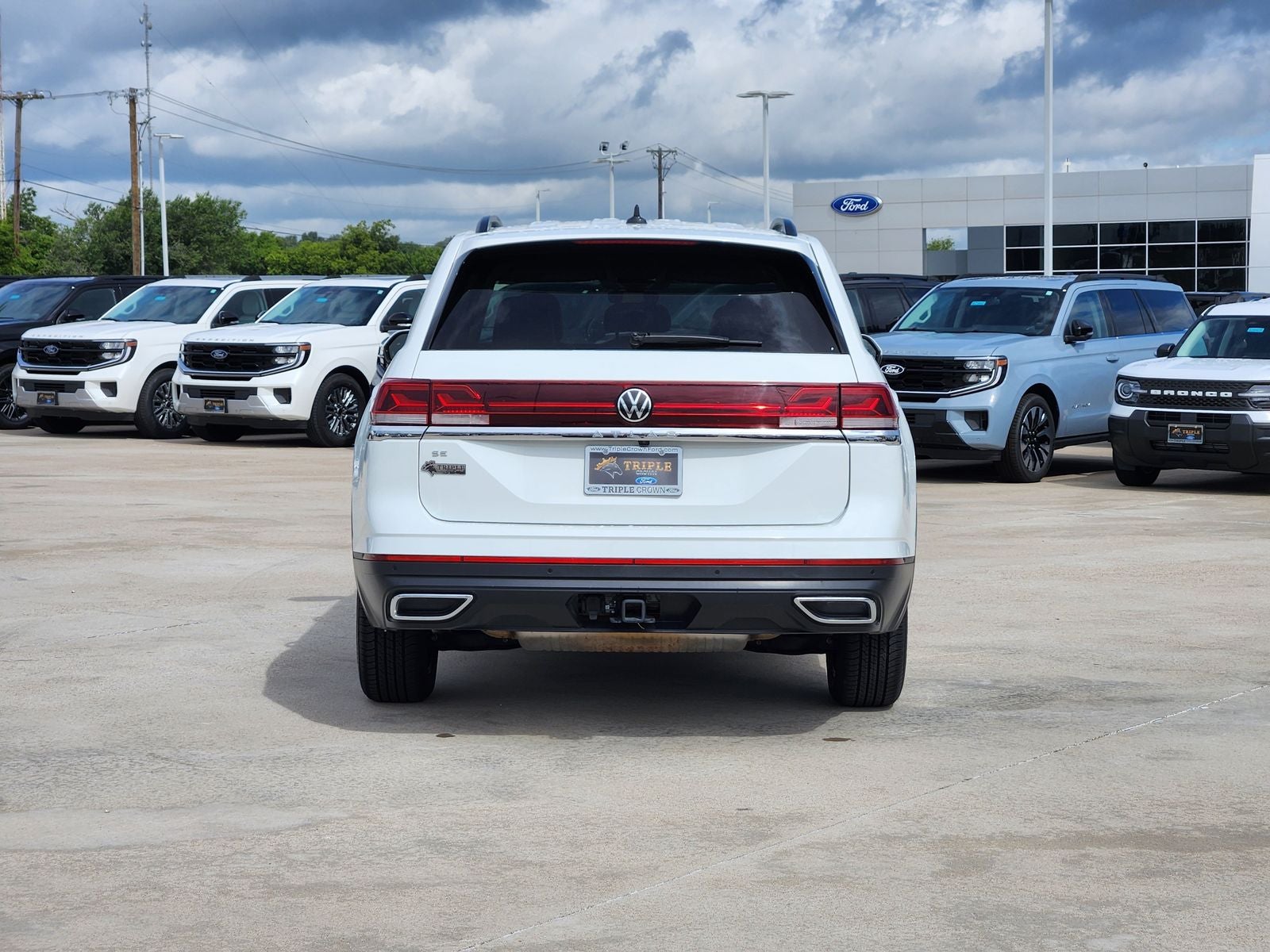 2025 Volkswagen Atlas 2.0T SE w/Technology