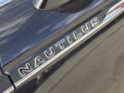2022 Lincoln Nautilus Black Label