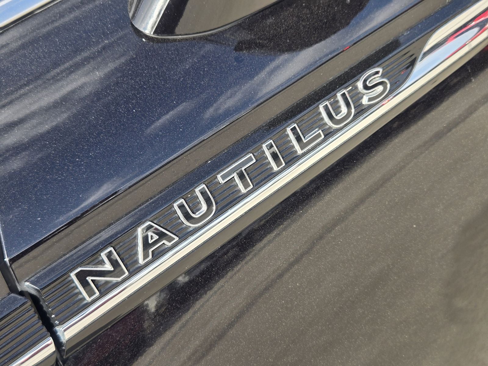 2022 Lincoln Nautilus Black Label