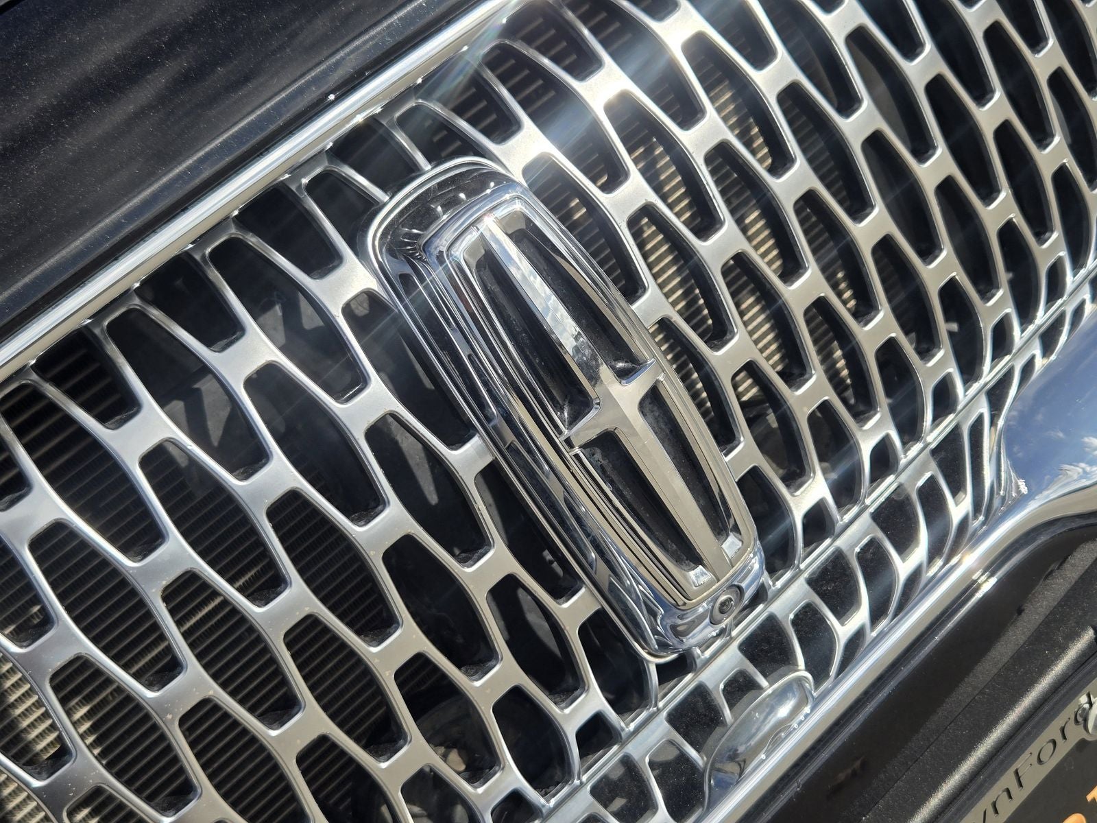 2022 Lincoln Nautilus Black Label