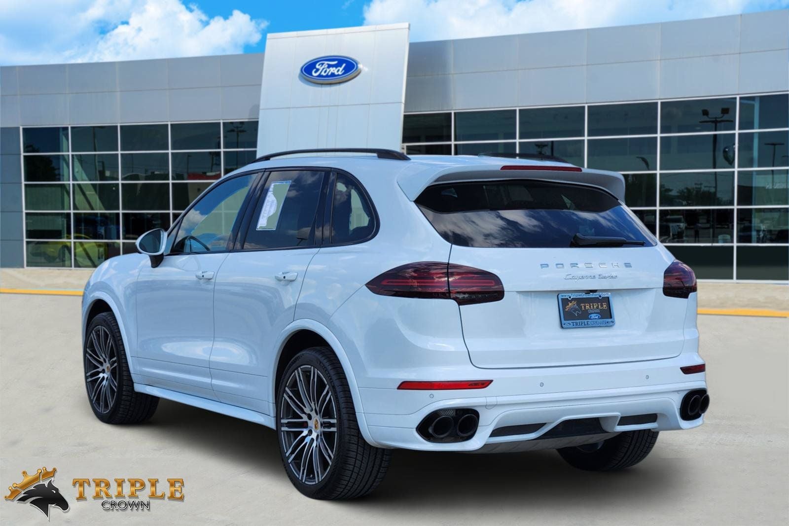 2016 Porsche Cayenne Turbo