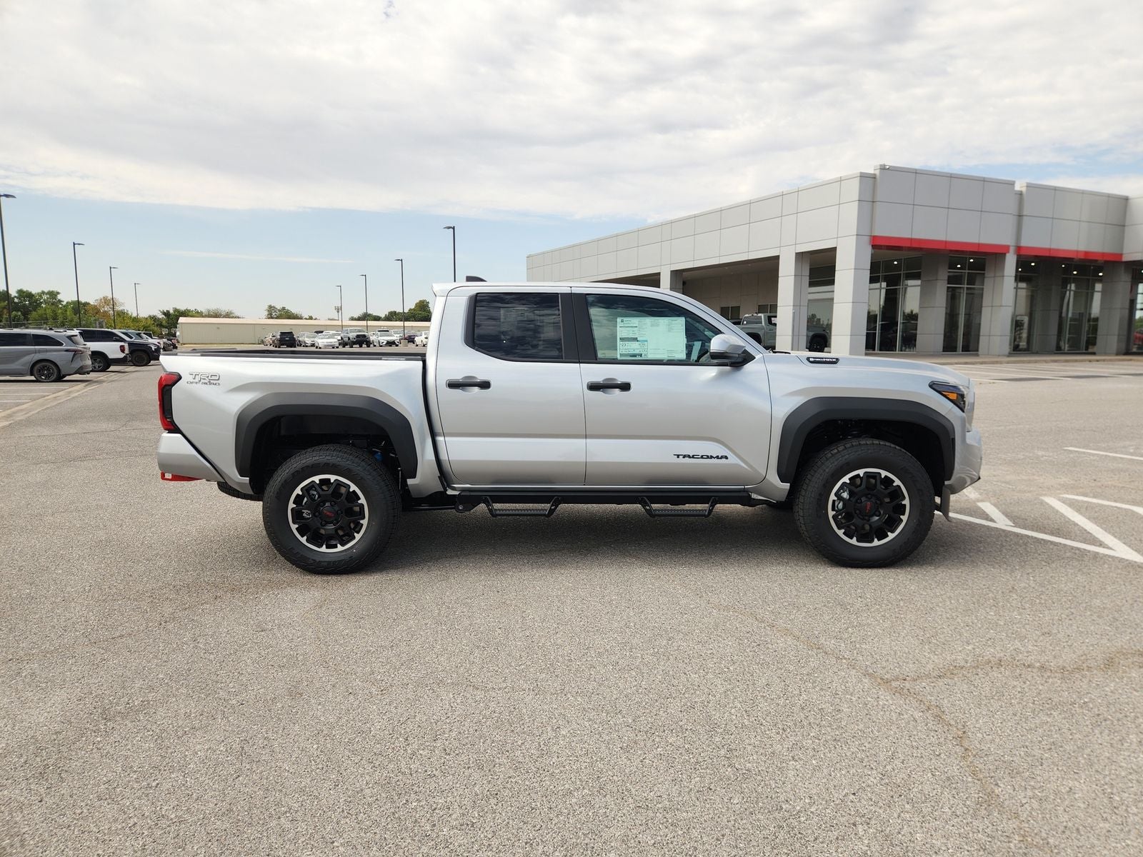 2026 Toyota Tacoma i-FORCE MAX Tacoma TRD Off-Road