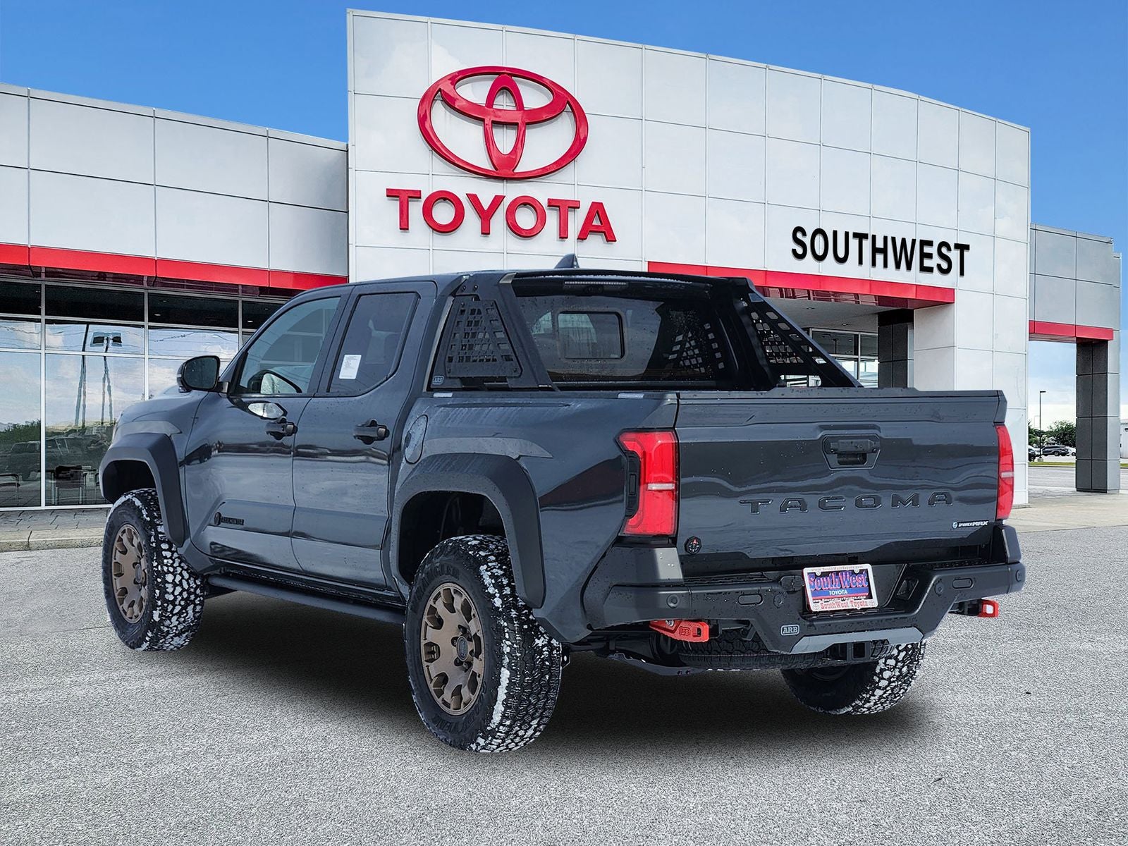 2026 Toyota Tacoma i-FORCE MAX Tacoma Trailhunter