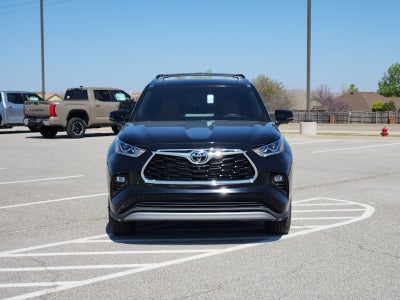 2026 Toyota Highlander Hybrid Platinum