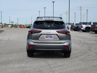 2026 Toyota Highlander Hybrid XLE