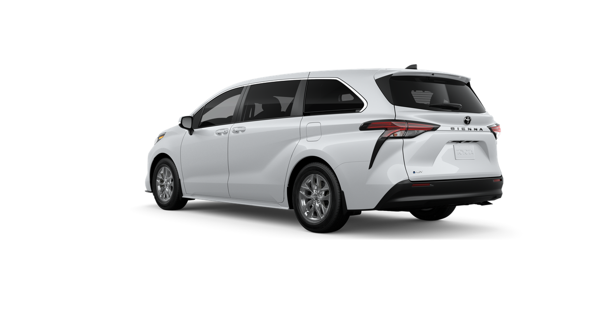 2026 Toyota Sienna LE