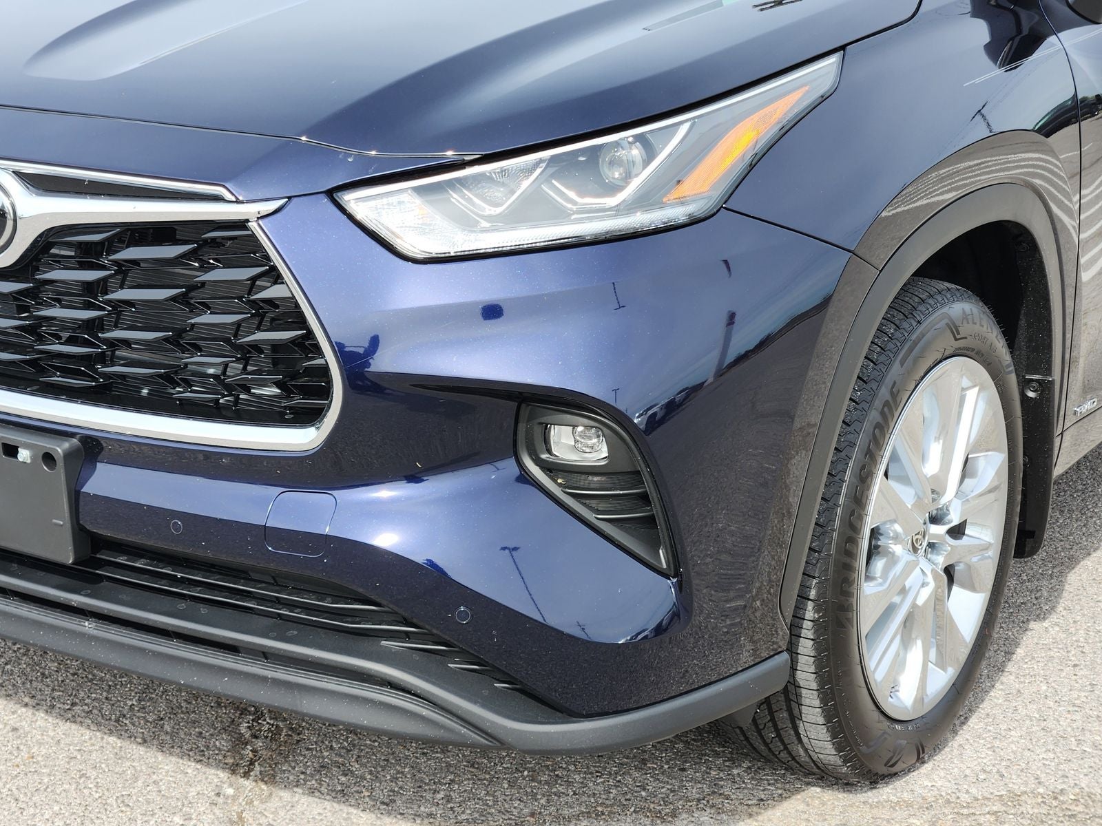 2026 Toyota Highlander Hybrid Limited