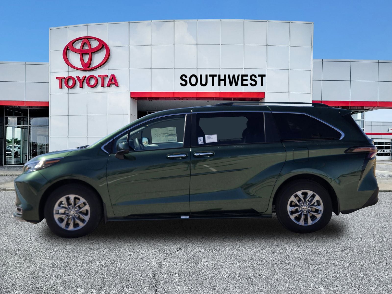 2026 Toyota Sienna XLE