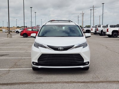 2026 Toyota Sienna XLE