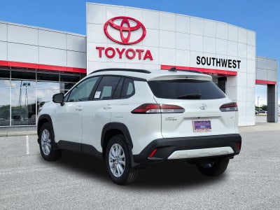 2026 Toyota Corolla Cross LE