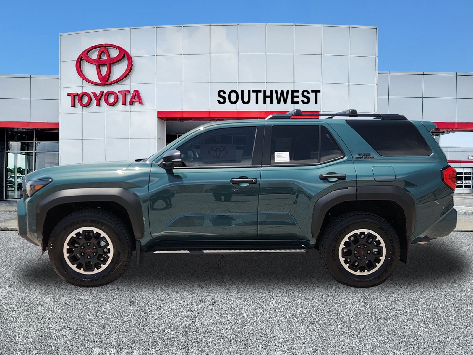 2026 Toyota 4Runner i-FORCE MAX 4Runner TRD Off-Road Premium