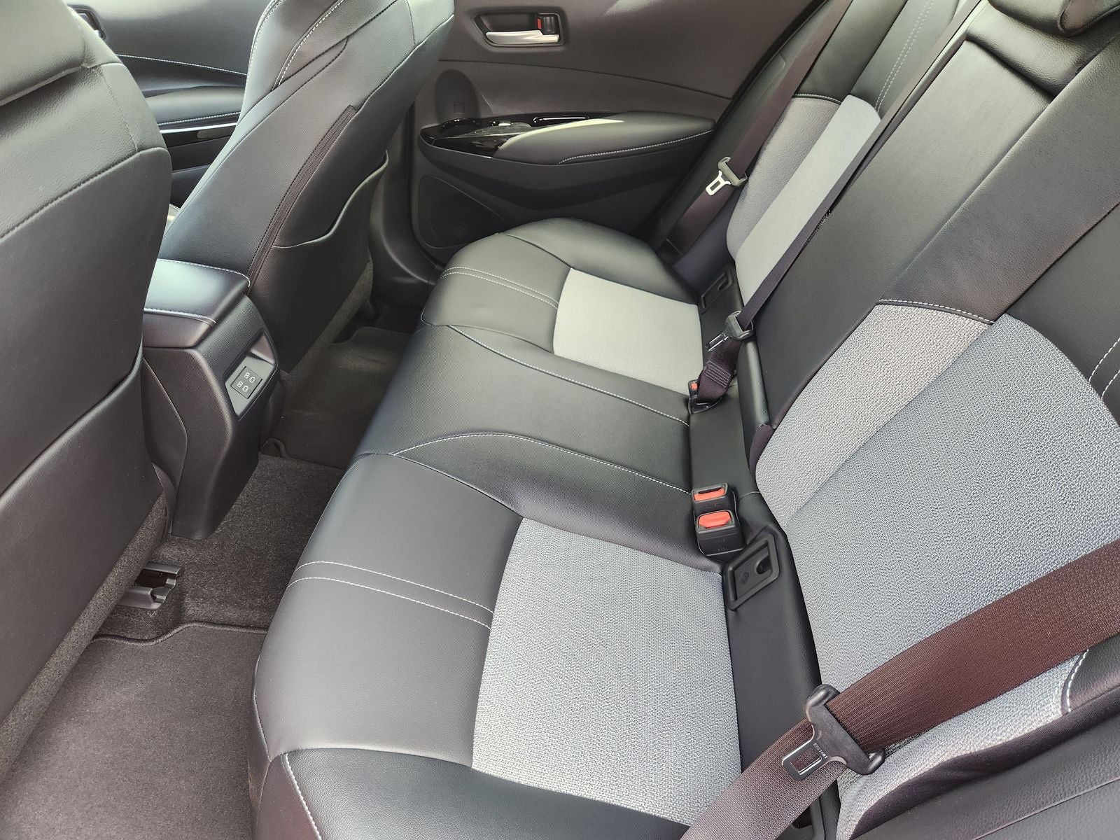 2026 Toyota Corolla Hatchback XSE