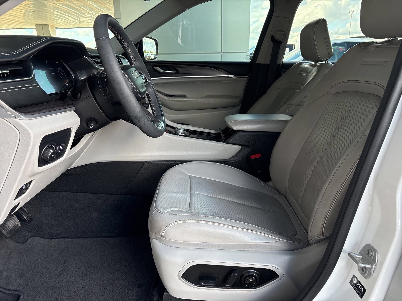 2023 Jeep Grand Cherokee L Overland
